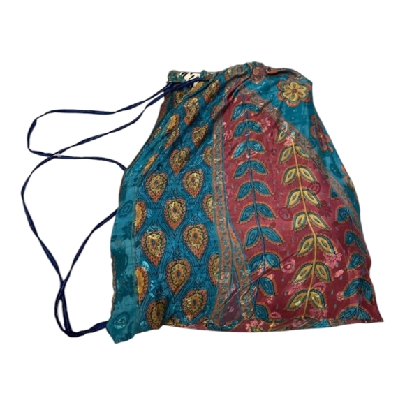 Soruka Blake Lightweight Backpack Handcrafted In Barcelona One Of A Kind NWT - Picture 6 of 6